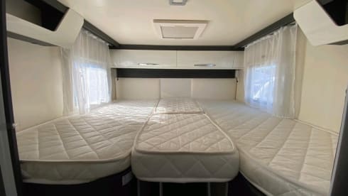 Zefiro 685 Automatic 5 berth – 2023 Roller Team Zefiro 685 Auto Five berth 