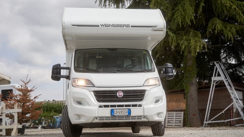 BEARENT – CAMPER WEINSBERG 6 PLACES 