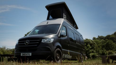 Avandra  – Avandra – All-Season Adventure Campervan 🚐✨