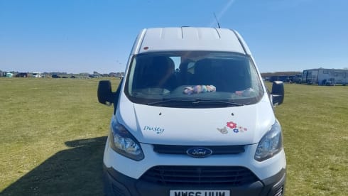 DUSTY – FORD TRANSIT CUSTOM HIGH TOP - UP TO 5 BERTH
