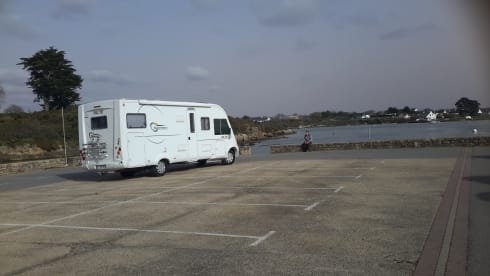 Noleggio camper Mercedes explorer