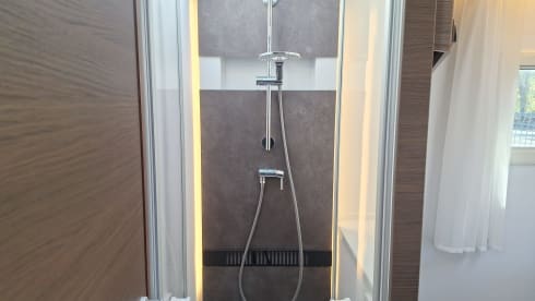 4 berth Adria Sonic Supreme 710 DC  - BRAND NEW 2025 (75 REG)