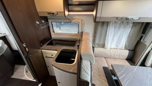 The Great White – 4p Benimar semi-integrated uit 2020
