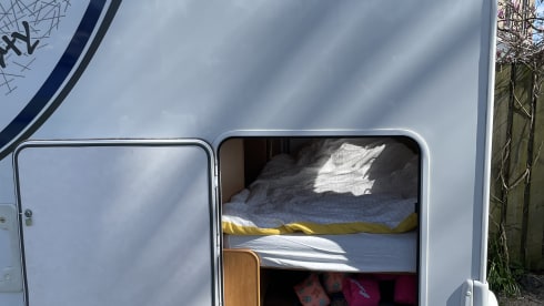 LMC A 651 G alcove 6 persons