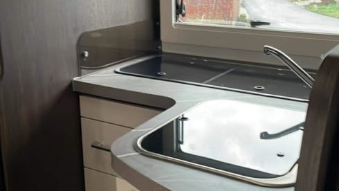 Onze  Benny – 4p Benimar semi-integrated uit 2022