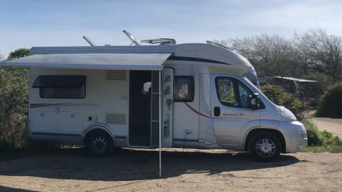 4p Challenger semi-integrated from 2014