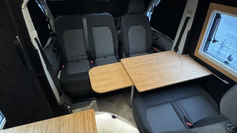 Hunter – 5 berth Volkswagen Crafter