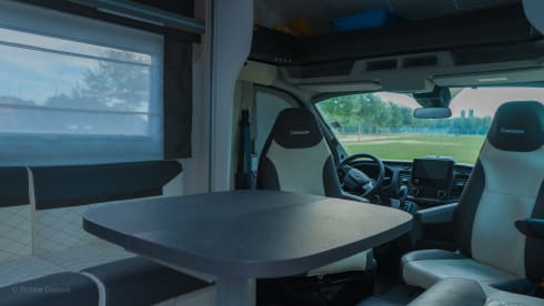 FORD CHAUSSON 640 170CAR TITANIUM PREMIUM