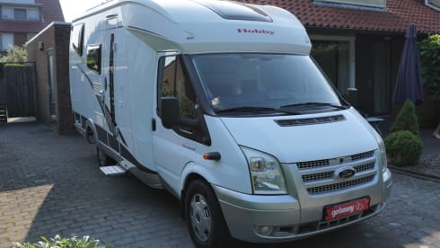 Going to the sun with our luxurious compact camper?