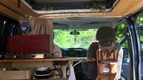 De Blauwe Rakker – Atmospheric camper van for the outdoorsman - Ford Transit