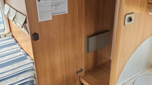 4p Hymer integrated from 2004
