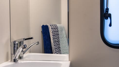 Zefiro – Roller Team-Bus mit 4 Schlafplätzen ab 2023