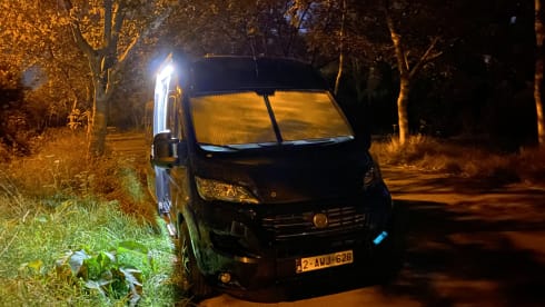 Fonzie the van 🚐  – Fiat pilot campervan 6m