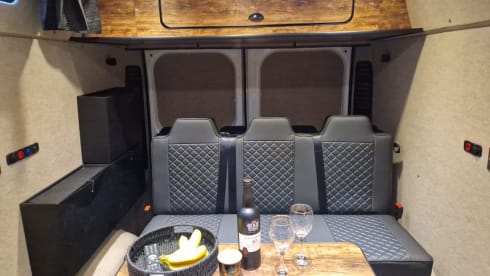 Stag – OFF-GRID 2 berth Shower Kitchen Heating - bedding included - Campervan 2016