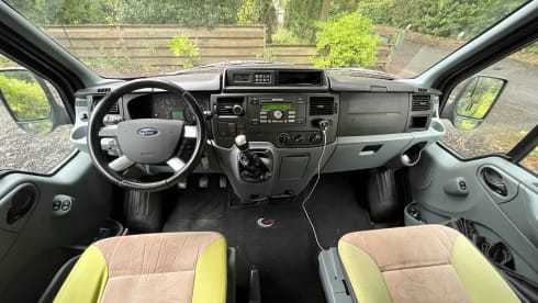Beautiful Ford Transit Nugget with high roof, lots of space in a compact bus!