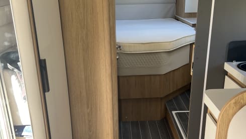 Zefiro select TL265 – 5p Roller Team semi-integrated uit 2023