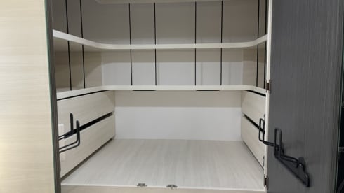 FORD CHAUSSON 640 170CAR TITANIUM PREMIUM