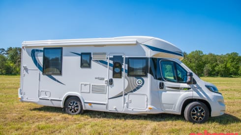 Luxury hotel room (family camper) on wheels...