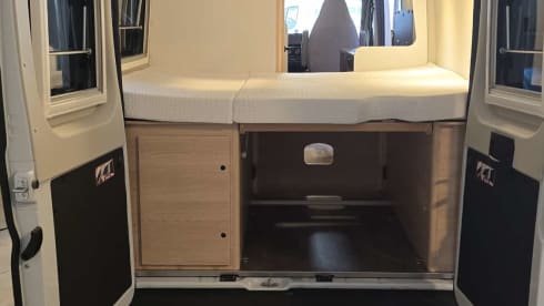 The Fox new overlander  – 2p Sunlight bus from 2025