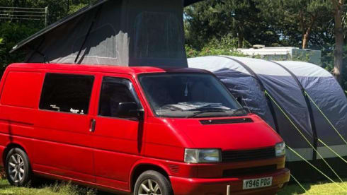 Tallulah  – 4 berth Volkswagen campervan from 2001