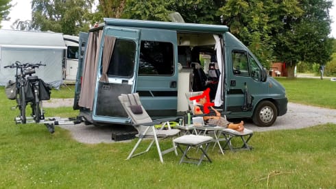 2p Fiat bus uit 2006