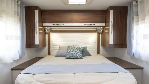 Pilote P650C – Camper per 2-3 persone molto lussuoso e completamente attrezzato.