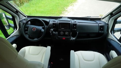 4p Rapido camper