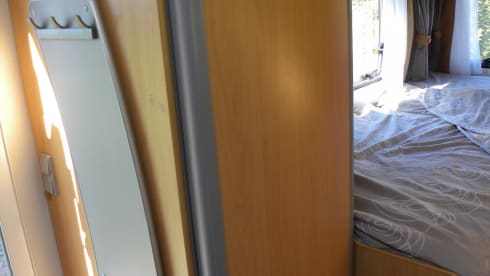 Spacious and complete camper for a nice price