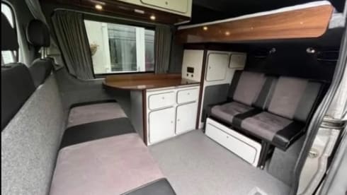 Nelly – 5 berth Volkswagen Crafter 