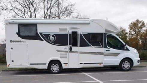 5p Benimar semi-integrated from 2023