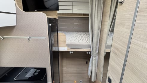 Chausson teilintegriertes Wohnmobil für 5 Personen