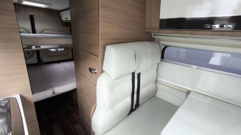 2p Pössl for 2 luxury bus camper e-bike carrier