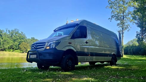 Free Spirit – Goûtez au mode de vie en van avec ce van aménagé par vos soins.