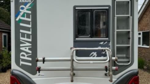 Lana – 4 berth Fiat alcove from 2003