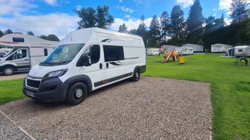 Vannie Annie – 5 berth family friendly campervan