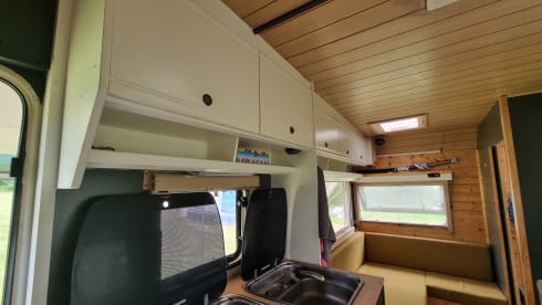 4p Dethleffs alcove from 1993