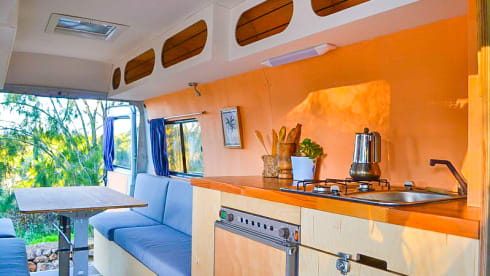 Roxanne – Mercedes Roxanne 207D