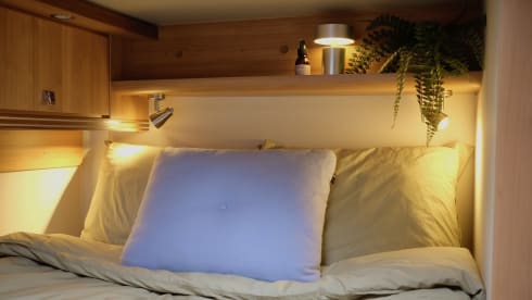 Mid Campery – 4p Hymer integrated from 2010 Mid Campery 
