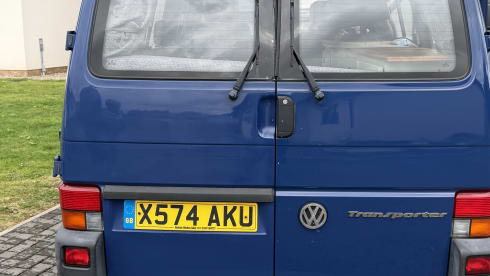 Betty – Camping-car Volkswagen 2 places à partir de 2000