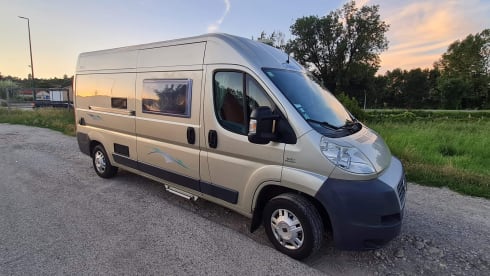 Boumbo – 4-zits busje