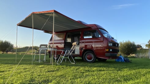 Club Joker – Retro Volkswagen T3 uit de 80's (4 slaapplaatsen)
