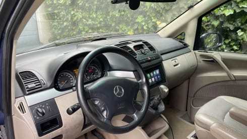 2p Mercedes-Benz Wohnmobil von 2008