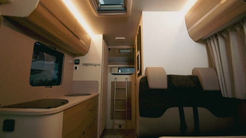 Connor the Commander – New 2024 large motorhome