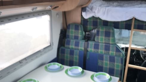 Burtie – 5 berth Bürstner semi-integrated from 2003