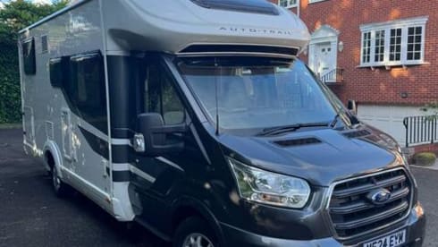 Mary Hen 2 – Autotrail F70 2024 à 6 couchages