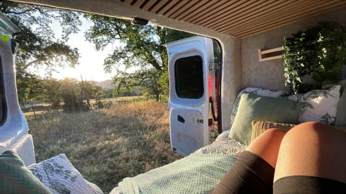 Floki – 2 berth Vauxhall Vivaro self built campervan from 2006