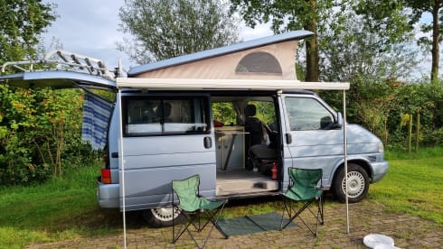 4p Volkswagen campervan from 2002