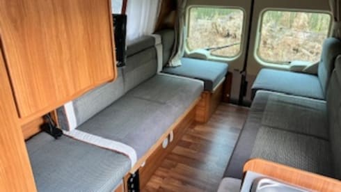 Sunset Adventurer – 2 berth Ford Transit campervan