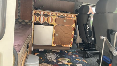 2p Ford bus from 1993