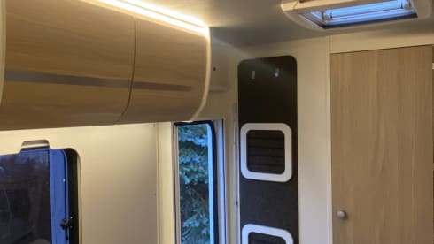 Evo – Very nice and well-kept 7-8 sleeper